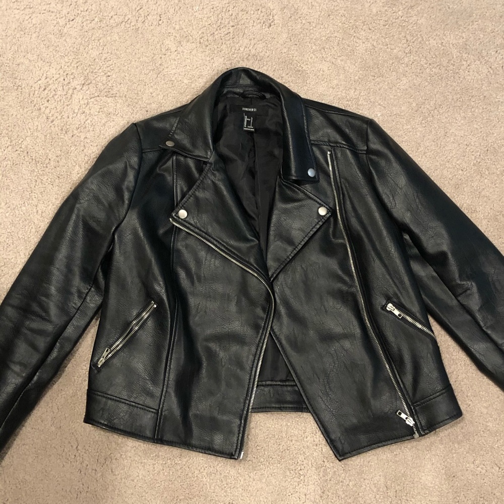 Black leather jacket Forever21